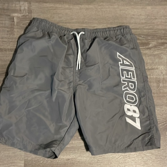 Set of two men’s swim trunks, XL great condition - Picture 5 of 7